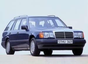 Cars and Bids Bargain of the Week: 1995 W124 Mercedes-Benz E320