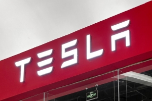 Tesla-sign-1024×683.jpg