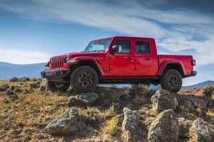 Ford Testing a Jeep Gladiator Might Mean a Ford Bronco Pickup truck Is in the Works