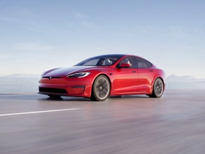 The Tesla Model S Plaid vs Pininfarina Battista