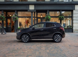 The 2022 Buick Encore Isn’t Getting the Big Changes It Needs