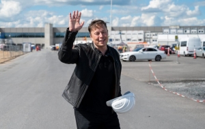 Elon Musk Says Tesla ‘Is Going to Die’ If He Leaves