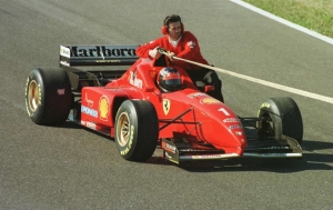 Formula-One-car-tow-rope-1024×645.jpg