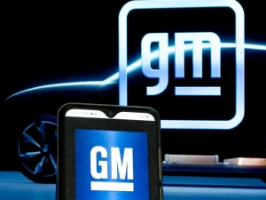 GM Confirms New Electric GMC Pickup Truck and SUV Line Will Be Different Than the Hummer