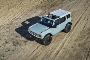 2021-Ford-Bronco-roof-1024×682.jpeg