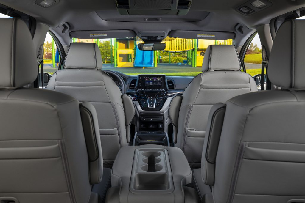 Consumer Reports’ No. 3 Minivan Still Has the Best Road Test Score So What Brings it Down?