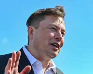 Elon Musk Says Tesla Won’t Build a Factory in India Unless the Automaker Gets a Tax Cut