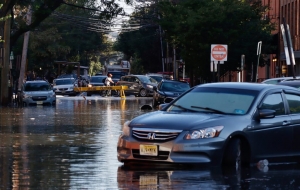 Cars-On-Flooded-City-Street-1024×649.jpg