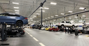 The financial impact of an empty service bay in an automotive workshop
