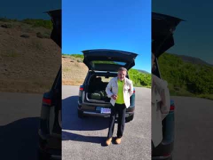 Por qué el R2 es la sorpresa del año #rivian #electricvehicle #automotive hqdefault.jpg